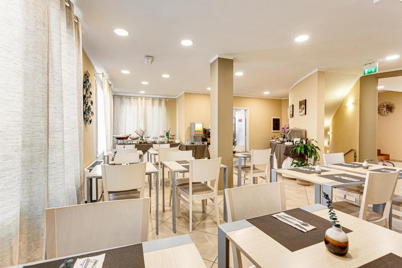 Hotel-Residence-B&B Le Dune Beach Service Included Lido Adriano Exterior foto