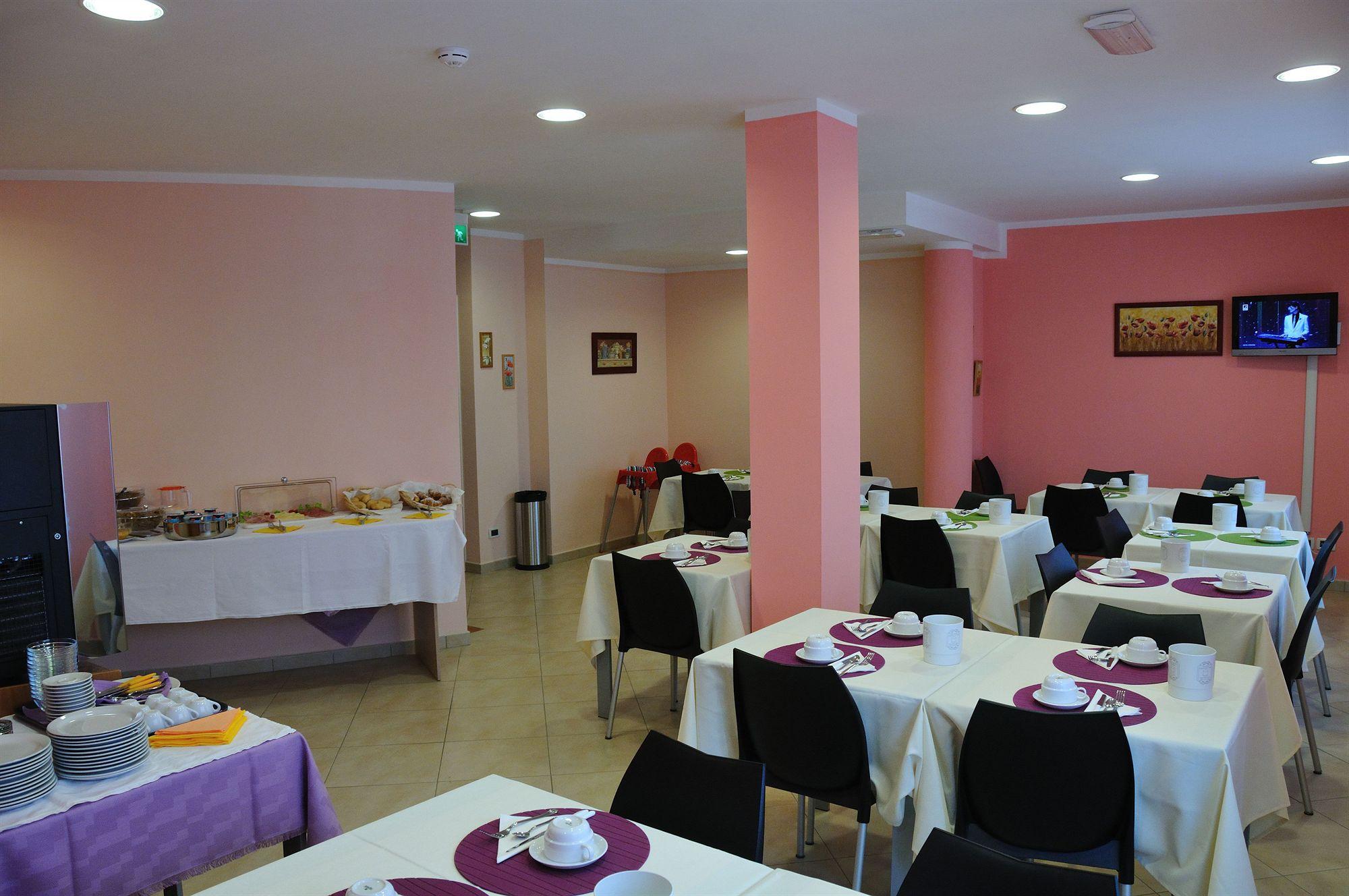 Hotel-Residence-B&B Le Dune Beach Service Included Lido Adriano Exterior foto