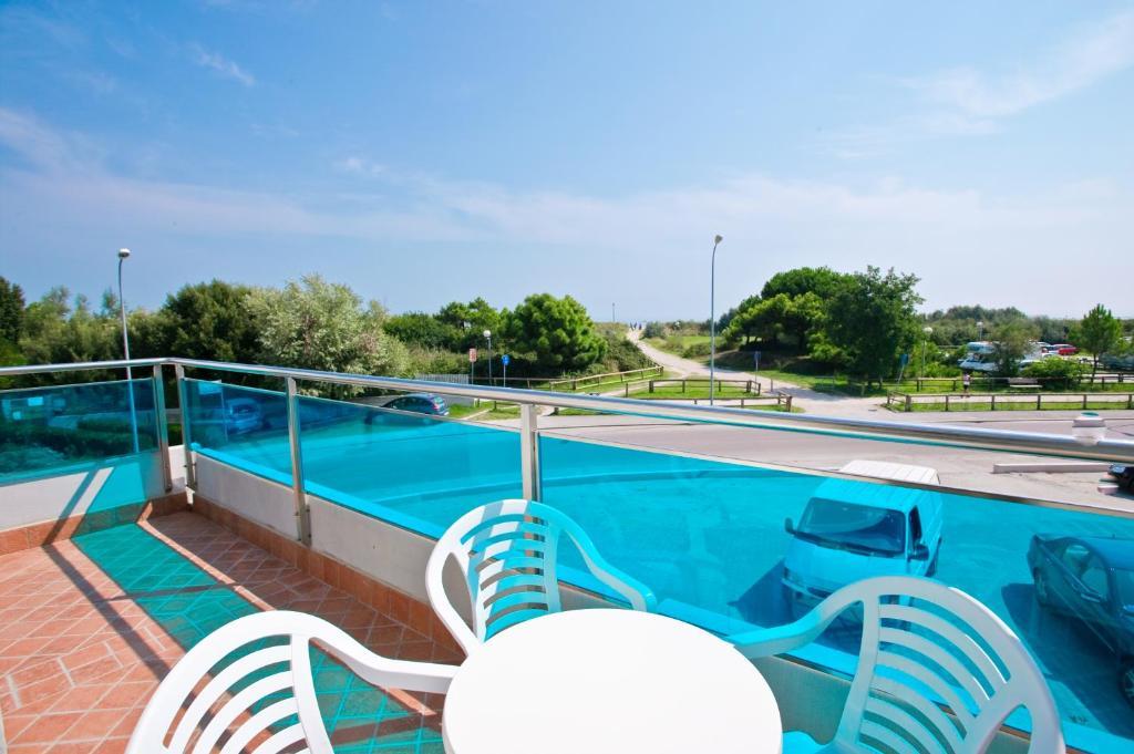 Hotel-Residence-B&B Le Dune Beach Service Included Lido Adriano Exterior foto